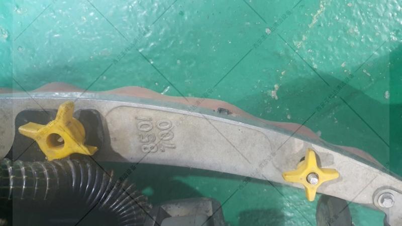 威卓驾驶式洗地机X7更换大轮 (3).jpg