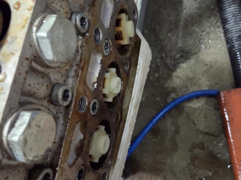 德国品浮PINFL高压柱塞泵更换单向阀 (5).jpg