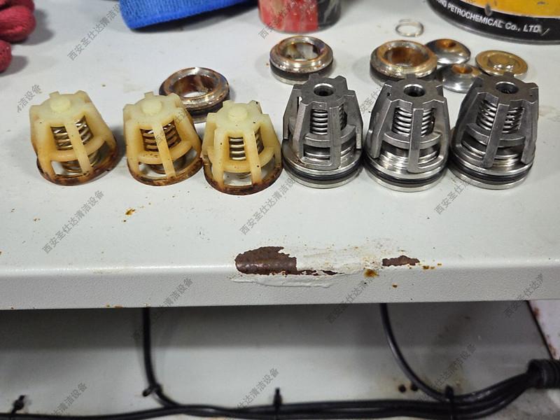 德国品浮PINFL高压柱塞泵更换单向阀 (6).jpg