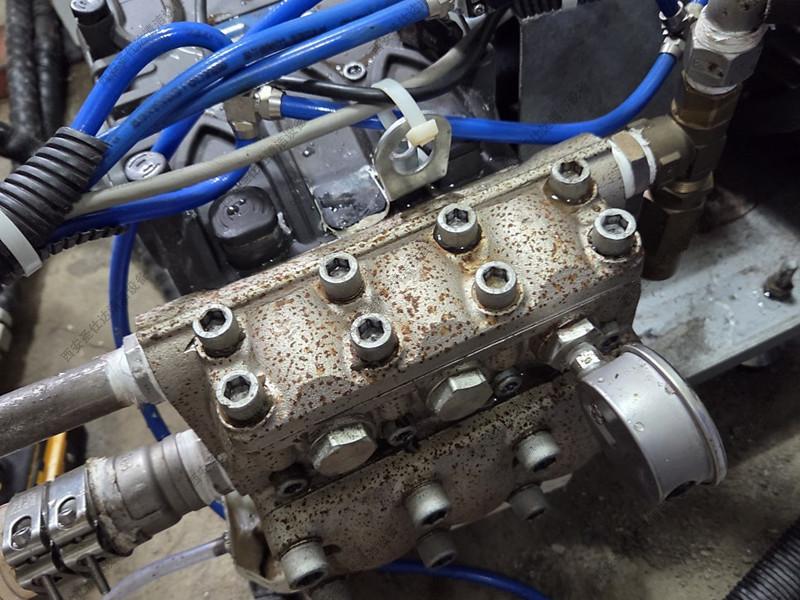 德国品浮PINFL高压柱塞泵更换单向阀 (7).jpg