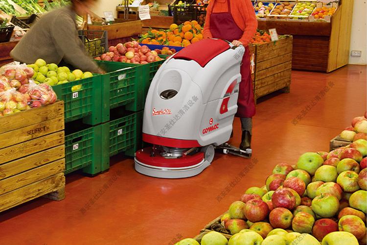 new simpla 50洗地机使用图.jpg