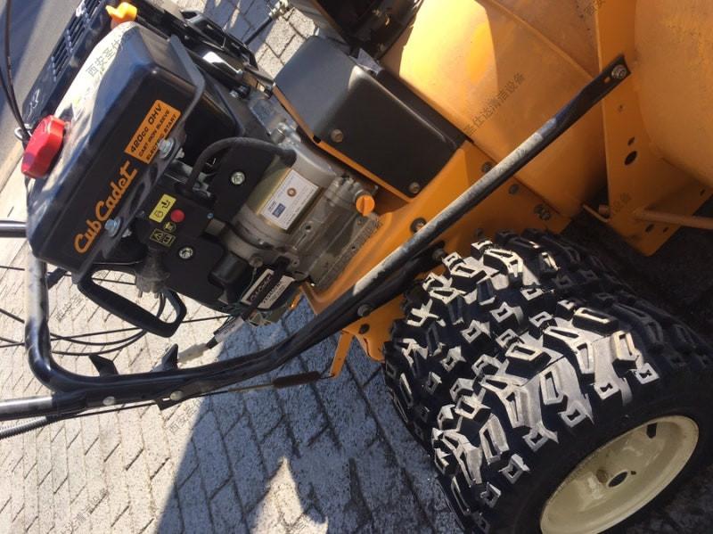 Cub Cadet 945 SWE扬雪机维修 (6).jpg