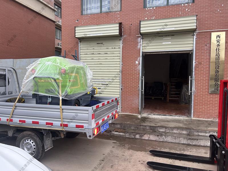 库房电动扫地车 (5).jpg