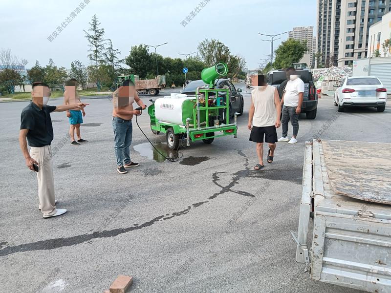 新能源灑水車交機 (5).jpg