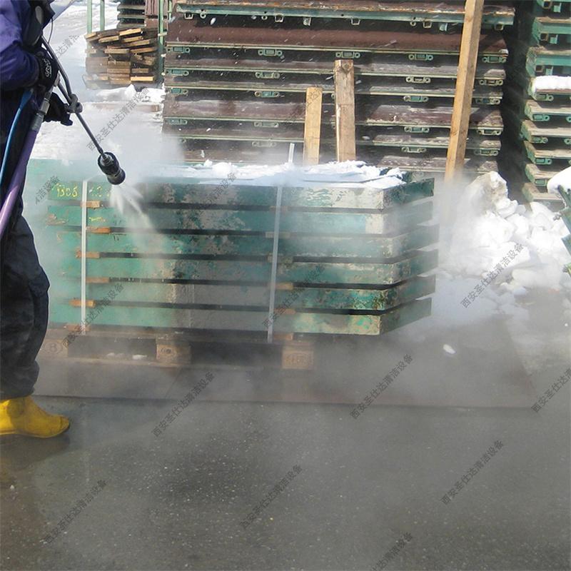 建筑工地模板高压清洗 (4).jpg