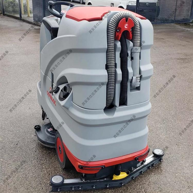 Innova Comfort 85B驾驶式洗地机 (1).jpg