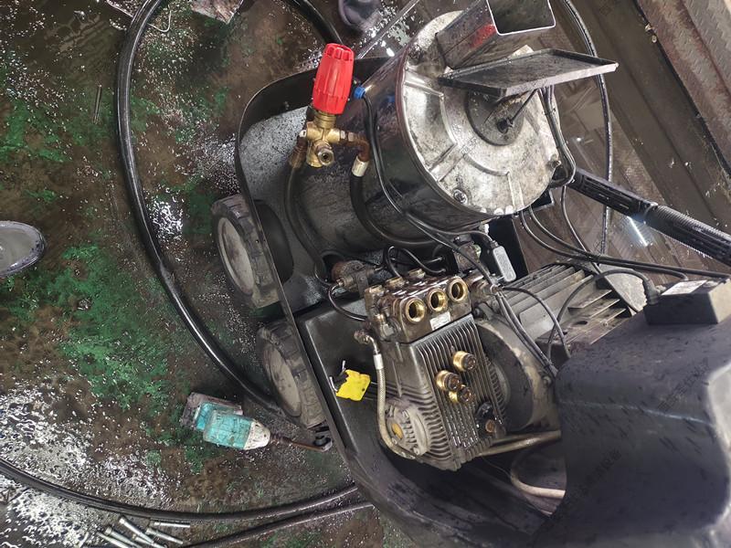 高温高压清洗机维修更换水封 (4).jpg