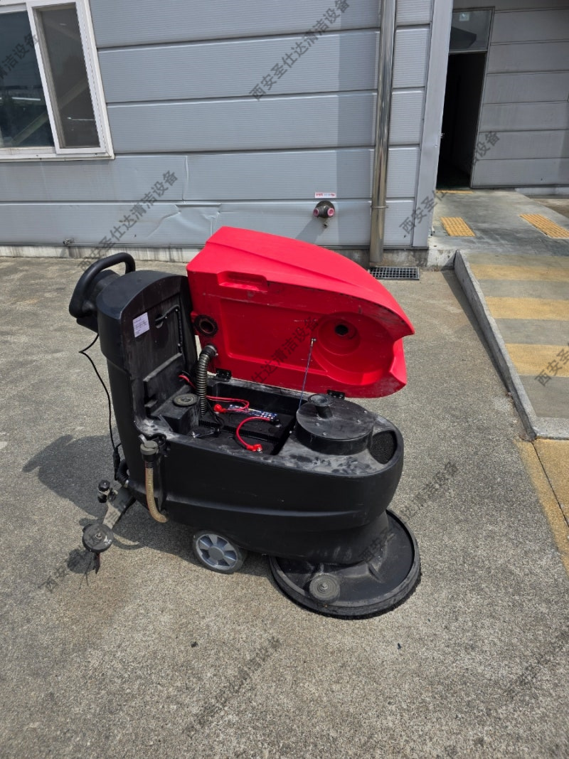 中力手推式洗地机ZL-X550A维修更换电瓶、吸水扒总成、吸污管、刷盘 (1).jpg