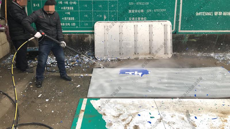 高速公路指路牌翻新高压清洗机 (4).jpg