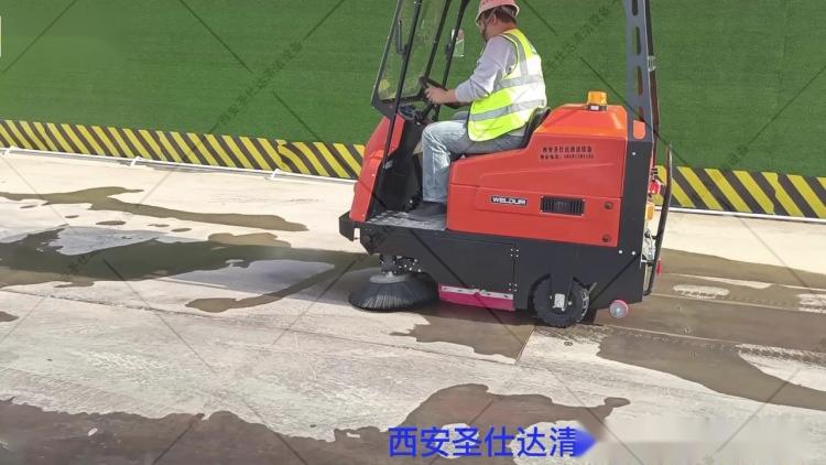 西安扫地车 建筑工地电动吸尘清扫车 全自动新能源扫路车.jpg