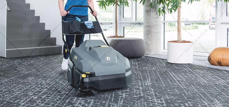 CVS 65-1 BP 手推式扫地机使用图1.jpg