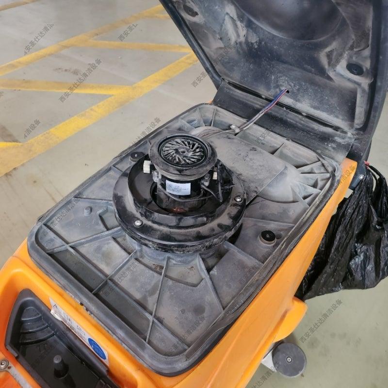 特洁 TASKI Swingo755B 全自动洗地机维修更换吸水电机 (3).jpg