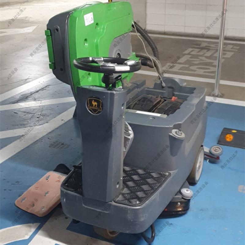 DQX6洗地机维修更换电池 (1).jpg