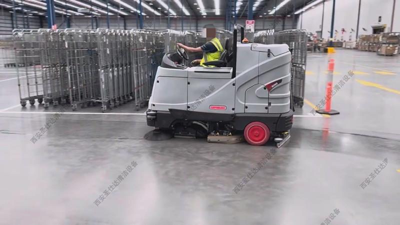 COMAC C120BS洗掃一體機 (6).jpg