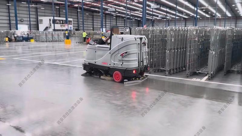 COMAC C120BS洗掃一體機 (7).jpg