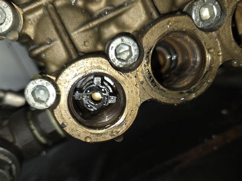 高压清洗机维修：电机断路器跳闸的原因及解决方法（含电机进水） (1).jpg