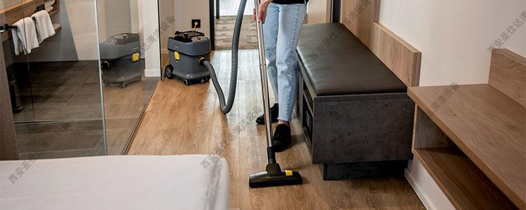T15-1商用干式吸尘器使用图1.jpg