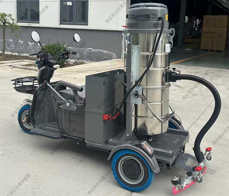 驾驶式吸尘车3_副本.jpg