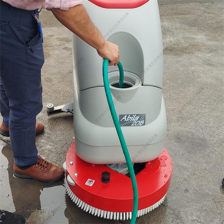 abila20b手推式洗地机01.jpg