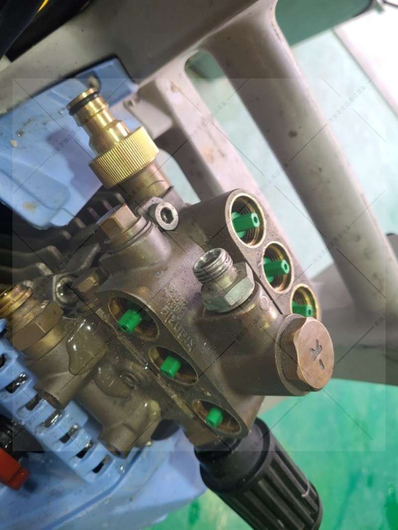 高压水枪维修更换单向阀6.jpg
