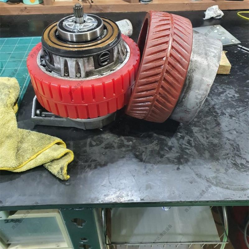 卡赫驾驶式洗地机B140R维修更换驱动轮钢圈 (9).jpg