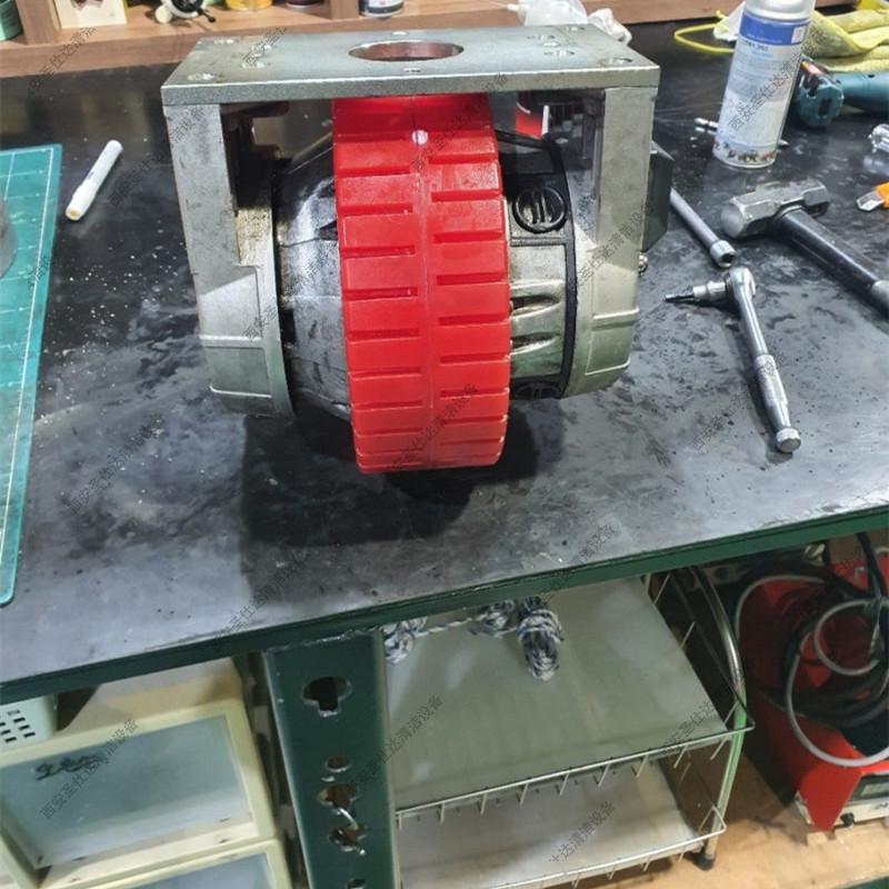 卡赫驾驶式洗地机B140R维修更换驱动轮钢圈 (11).jpg