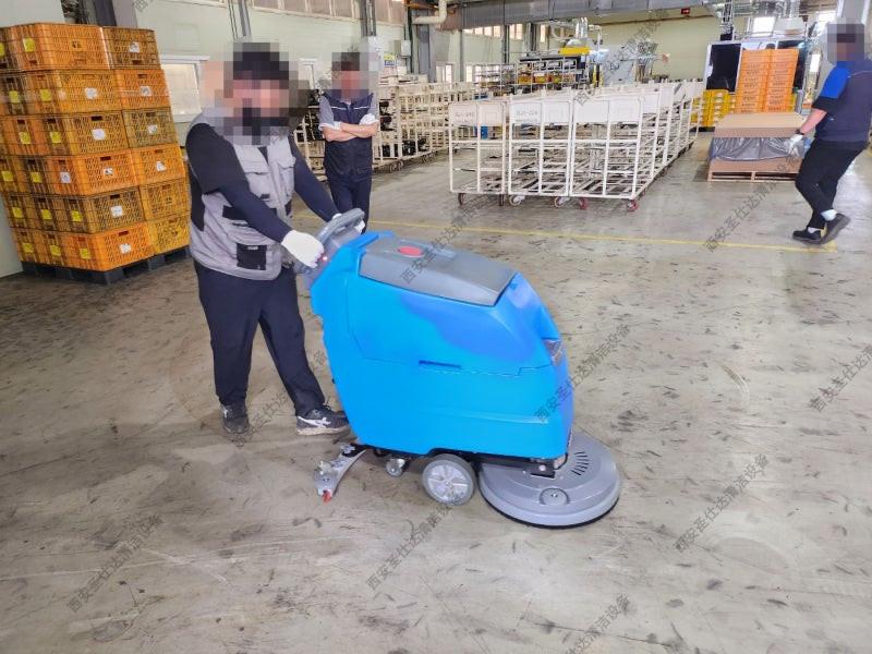 电线厂车间手推式洗地机X6 (2)_副本.jpg