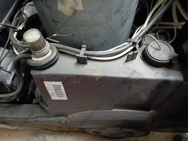 凯驰冷热水高压清洗机HDS12-18-4S维护保养 (5).jpg