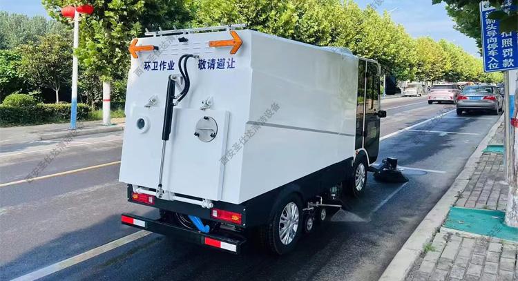 纯吸式电动洗扫车实物1.jpg