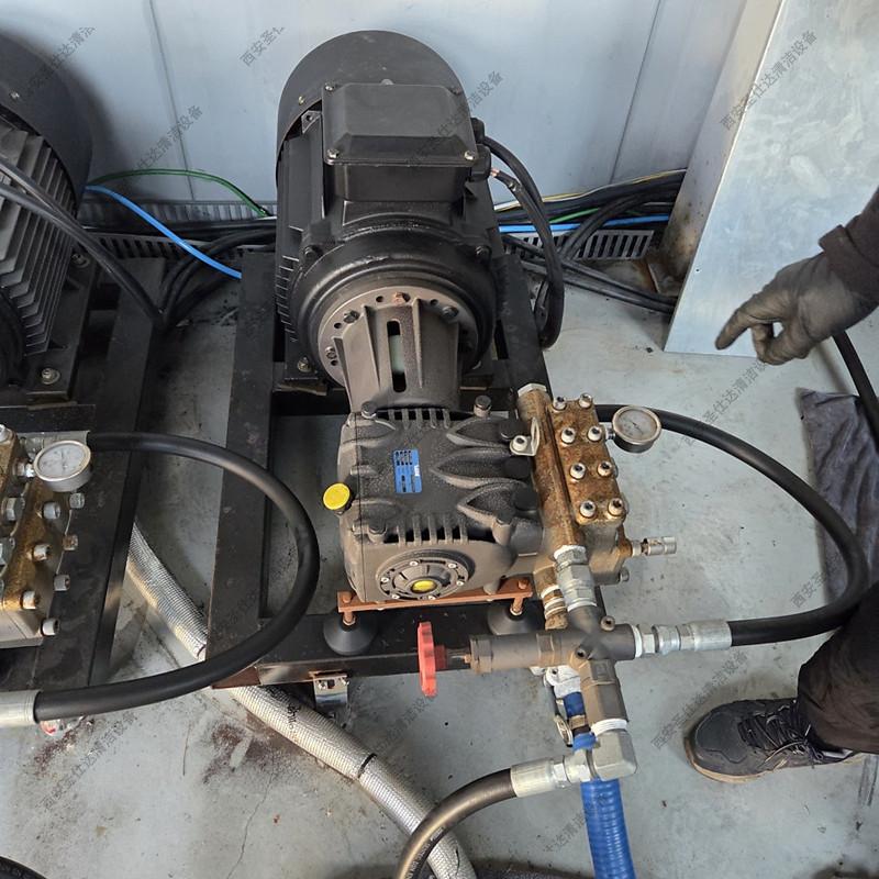 PINFL品孚高压泵PT45更换 (1)_副本.jpg