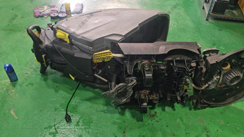 卡赫手推式洗地机B40维修 (2).png